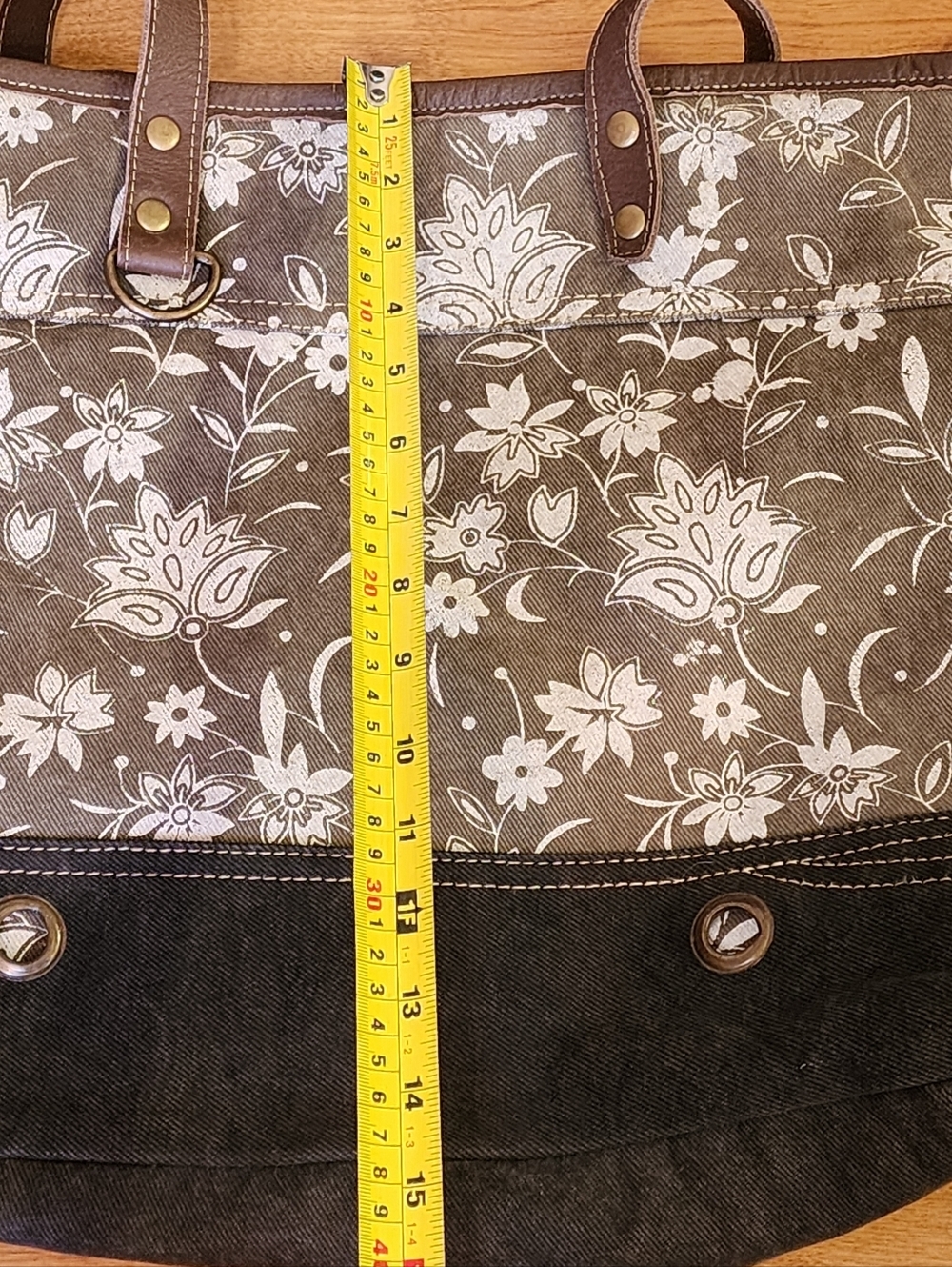 Myra Bag Women’s Canvas & Leather Green With White Floral Pattern Tote Bag XXL - Picture 11 of 15